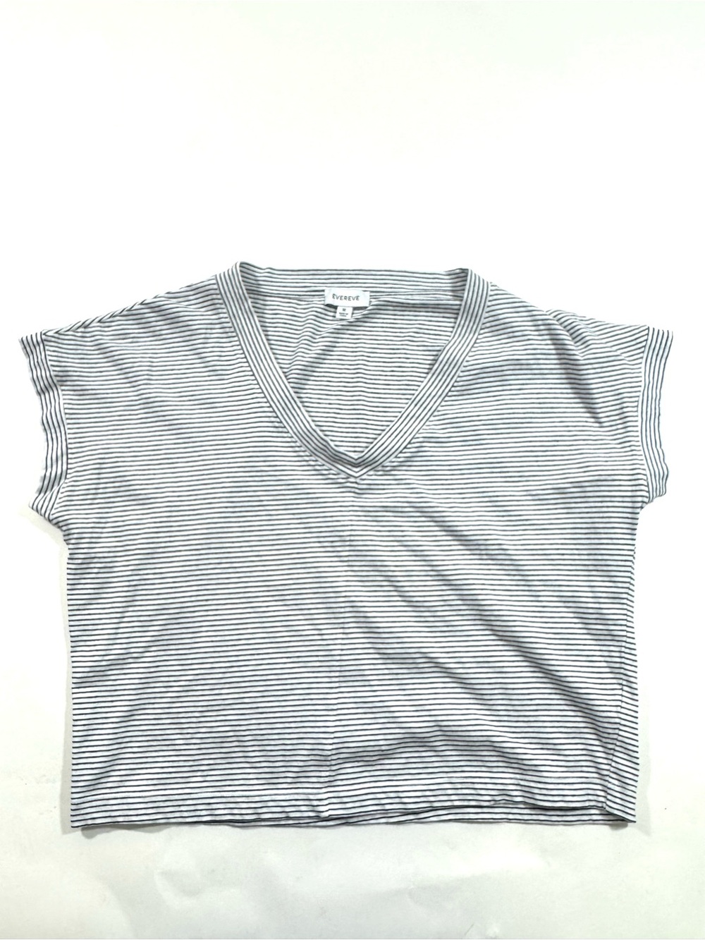 Evereve Boxy Crop Tee Shirt V Neck Black White Stripe
